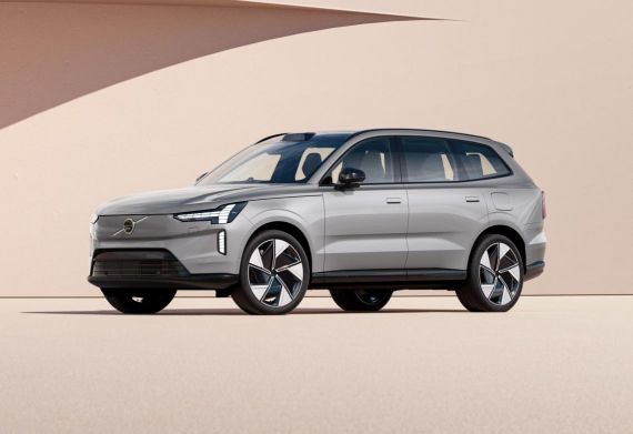 Volvo EX90 pure electric