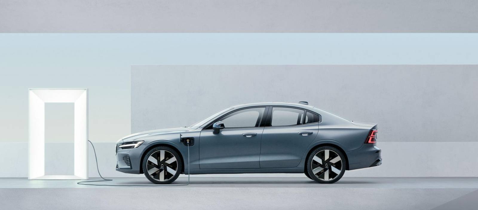 Volvo S60 Recharge plug-in hybrid